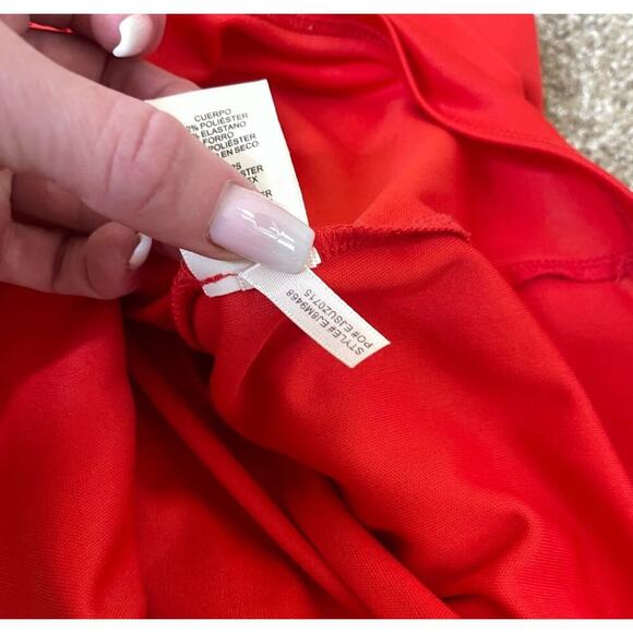 Eliza J. dress below knee ruffle shoulder line form fitting red zip up SZ 8 - Picture 9 of 12